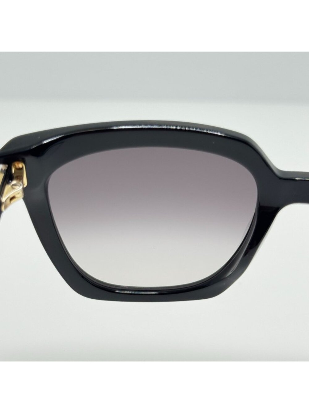 Escada Sunglasses SESF56K 0700 Bangladesh 52-20-140 - Picture 9 of 10